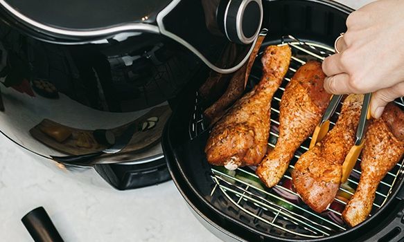 Air Fryers: Τι συμβαίνει και ανακαλούνται χιλιάδες συσκευές