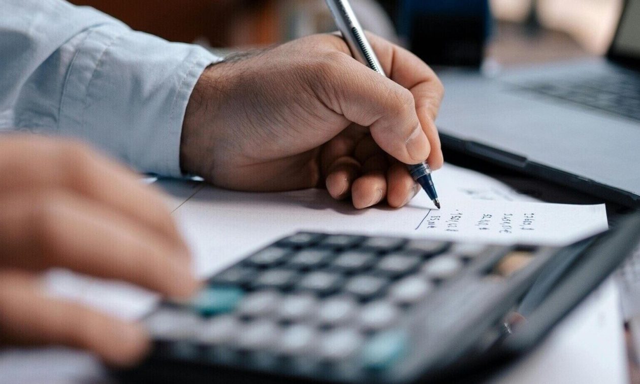 Φορολογική ενημερότητα – express για χρέη στην Εφορία και στους δήμους