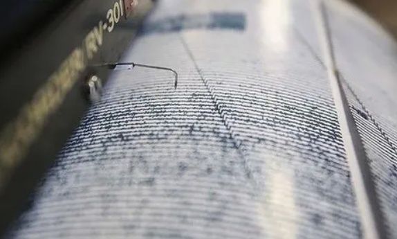 Σεισμός 7,1 Ρίχτερ στην Ιαπωνία – Προειδοποίηση για τσουνάμι