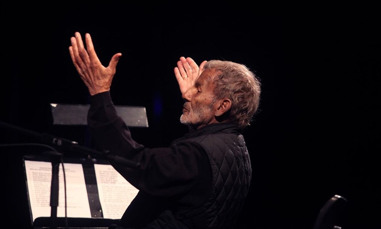 Σταύρος Ξαρχάκος: Το «Ρεμπέτικο» ξανά στο Ωδείο Ηρώδου Αττικού