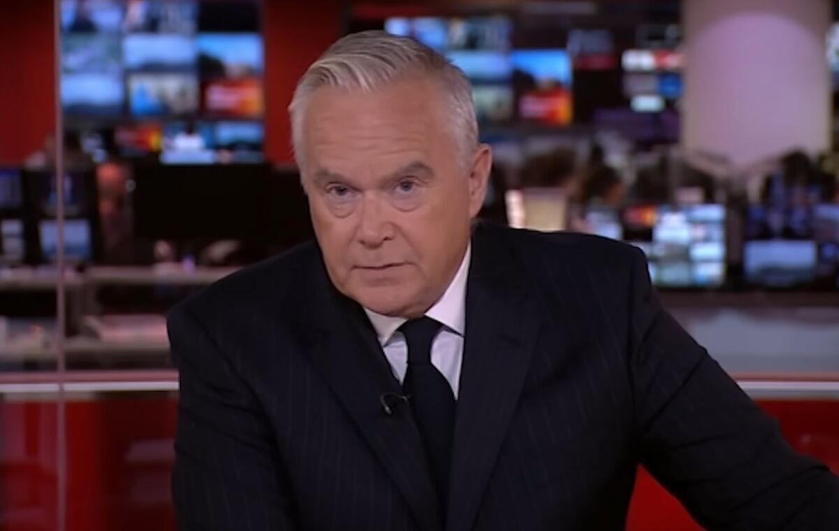 Bρετανία: Το BBC ζητά από τον Χιού Έντουαρντς να επιστρέψει τους μισθούς του