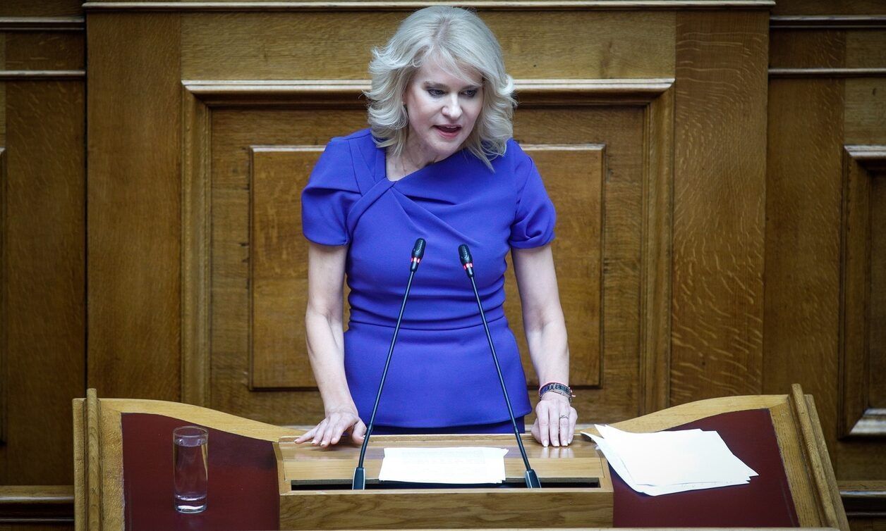 Η άγνοια Τζάκρη για παραίτηση Ηλιόπουλου: «Θερμές ευχαριστίες για την προσφορά του»