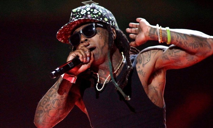 Παλιό σημειωματάριο με στίχους του Lil Wayne πωλείται σε δημοπρασία για πέντε εκατομμύρια δολάρια