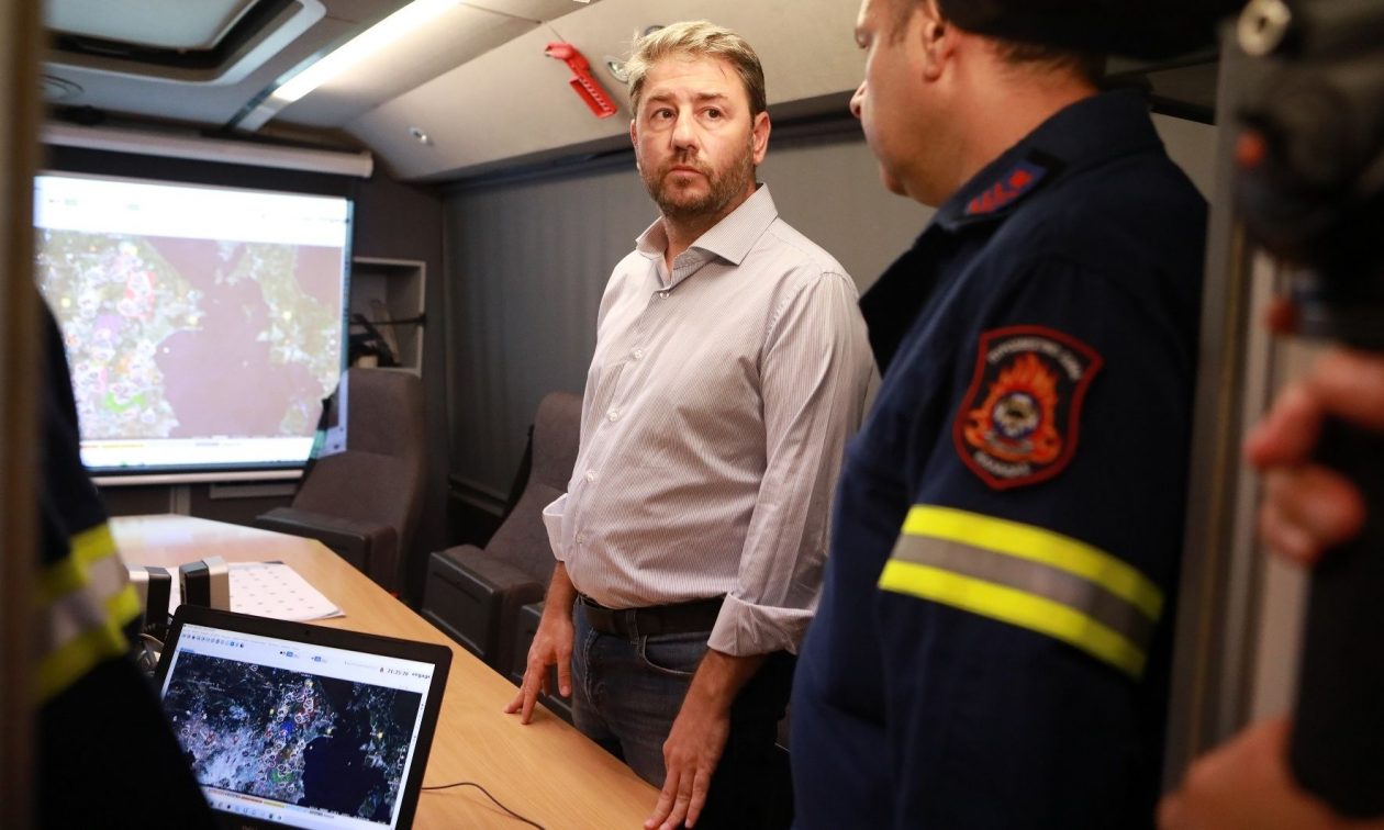 Ανδρουλάκης: Αδιανόητο να έχουμε τέτοιες πυρκαγιές στον αστικό ιστό – Κάτι πρέπει να αλλάξει