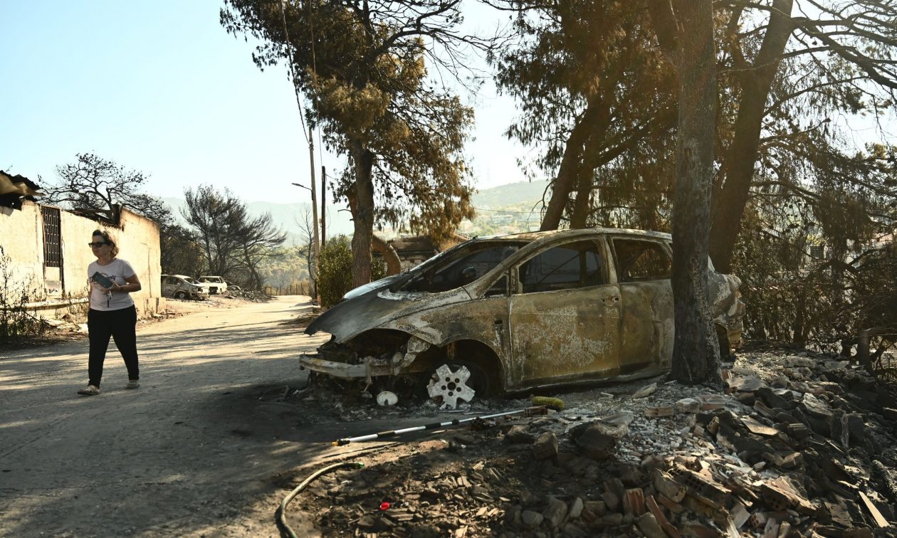 Περιφέρεια Αττικής: Δίπλα στους πυρόπληκτους – 150 άτομα φιλοξενήθηκαν σε κλιματιζόμενες αίθουσες