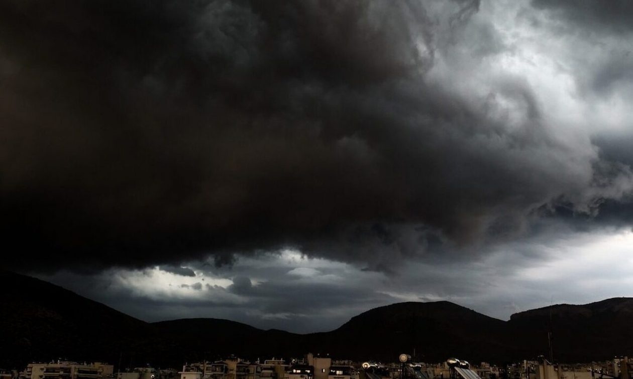 Ισπανία: Σφοδρή καταιγίδα στη Μαγιόρκα αναγκάζει κατοίκους να εγκαταλείψουν τα σπίτια τους