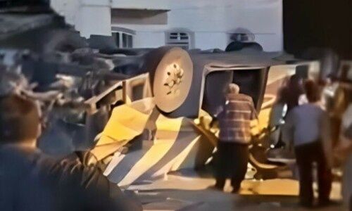 Τραγωδία στο Ιράν: 28 νεκροί από ανατροπή λεωφορείου