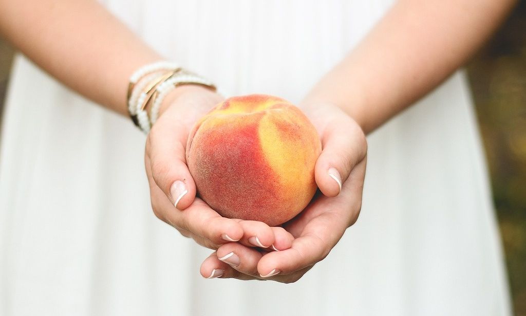 Ροδάκινο: Παραμορφώθηκε «ο μαστός της Αφροδίτης»