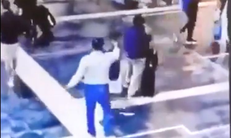Η στιγμή της εν ψυχρώ δολοφονίας 27χρονου στον σιδηροδρομικό σταθμό της Φρανκφούρτης