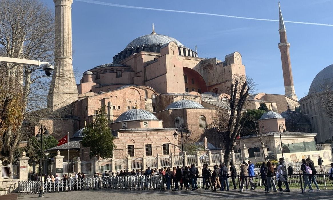 Κωνσταντινούπολη: Η Αγιά Σοφιά ο απόλυτος πόλος έλξης για τους επισκέπτες