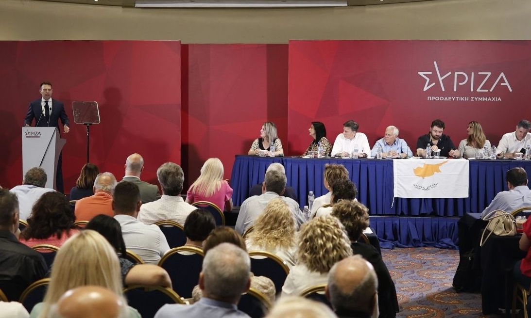 «Κινούμενη άμμος» ο ΣΥΡΙΖΑ – Αυτά είναι τα τέσσερα σενάρια για την επόμενη μέρα