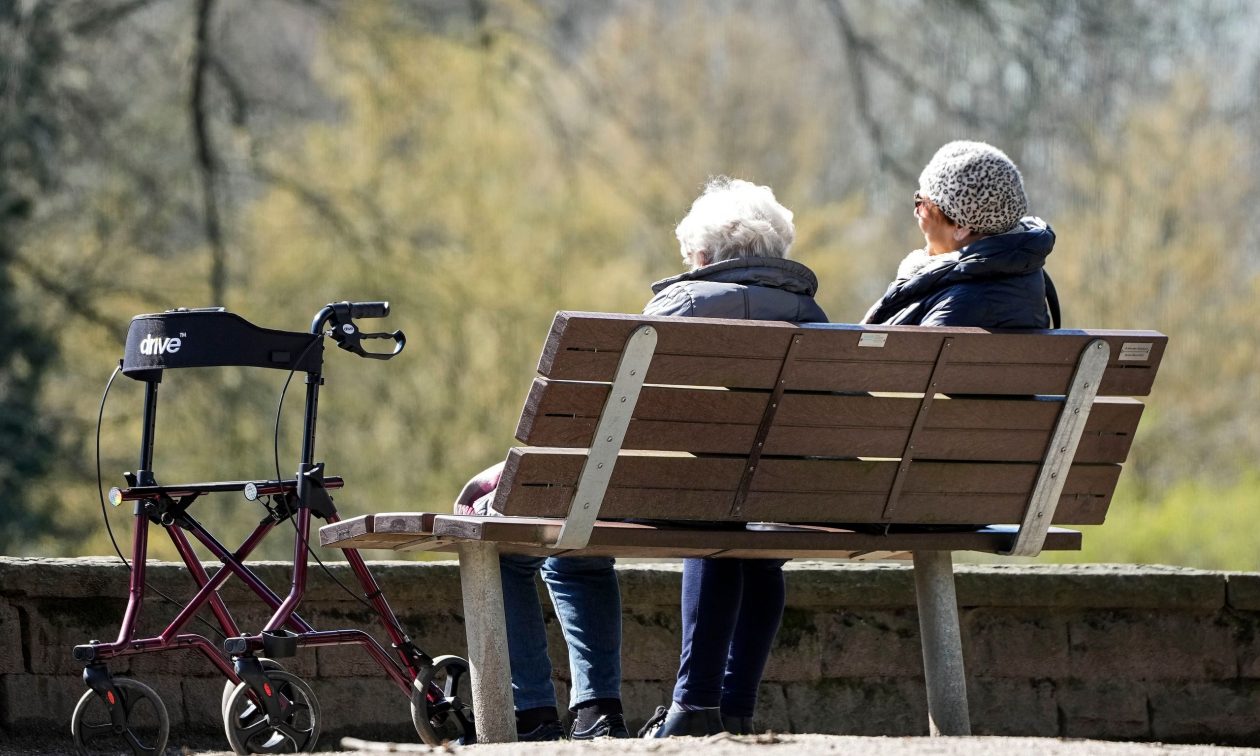 Δέκα αλλαγές στις συντάξεις και στην ασφάλιση φέρνει το νέο ασφαλιστικό νομοσχέδιο