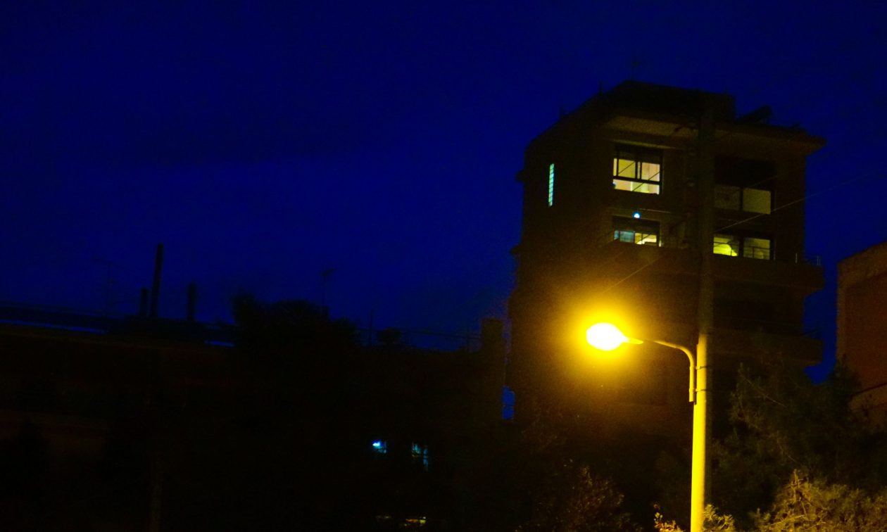 Επιδότηση ρεύματος: Ποιοι κινδυνεύουν να τη χάσουν –  Ποια «παγίδα» να προσέξετε