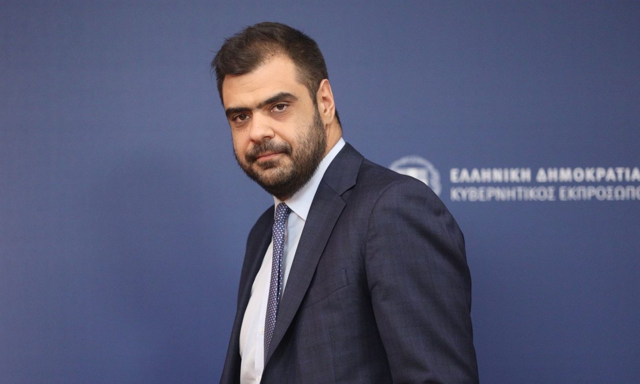 Παύλος Μαρινάκης: Η ενημέρωση των πολιτικών συντακτών – LIVE