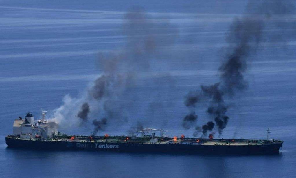 Το κακό έγινε: Διαρροή πετρελαίου από το MV Sounion στην Ερυθρά Θάλασσα