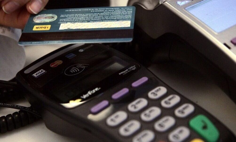 Τέλος ανοχής για τις «έξυπνες» ταμειακές – Έρχονται έλεγχοι σε εστίαση, καφετέριες και μπαρ