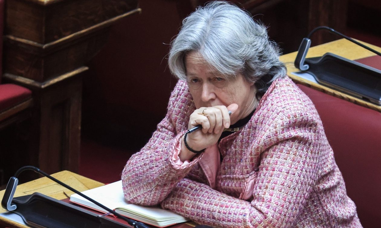 Σε πανικό ο Κασσελάκης – «Θυσιάζει» τη Λινού για να εξευμενίσει τον Πολάκη