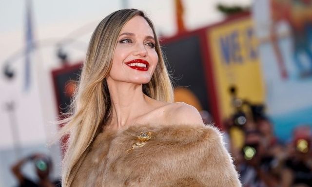 Αντζελίνα Τζολί: Αποθεώθηκε ως Μαρία Κάλλας στο Φεστιβάλ Βενετίας