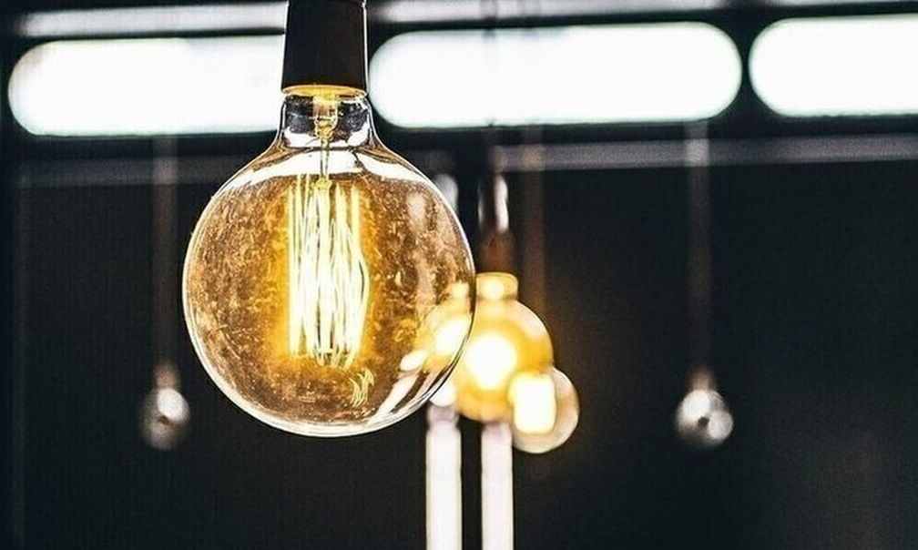 Σήμερα οι ανακοινώσεις για τα τιμολόγια ρεύματος – Νέα επιδότηση τον Σεπτέμβριο