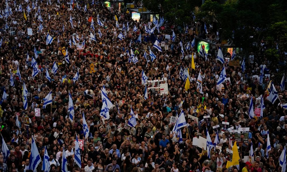 Oργή στο Iσραήλ: Xιλιάδες διαδήλωσαν στο Ισραήλ ζητώντας συμφωνία για την απελευθέρωση των ομήρων