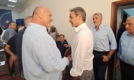 Βόλος: Ο Μητσοτάκης συναντήθηκε με τον Μπέο, με αντικείμενο τα νεκρά ψάρια