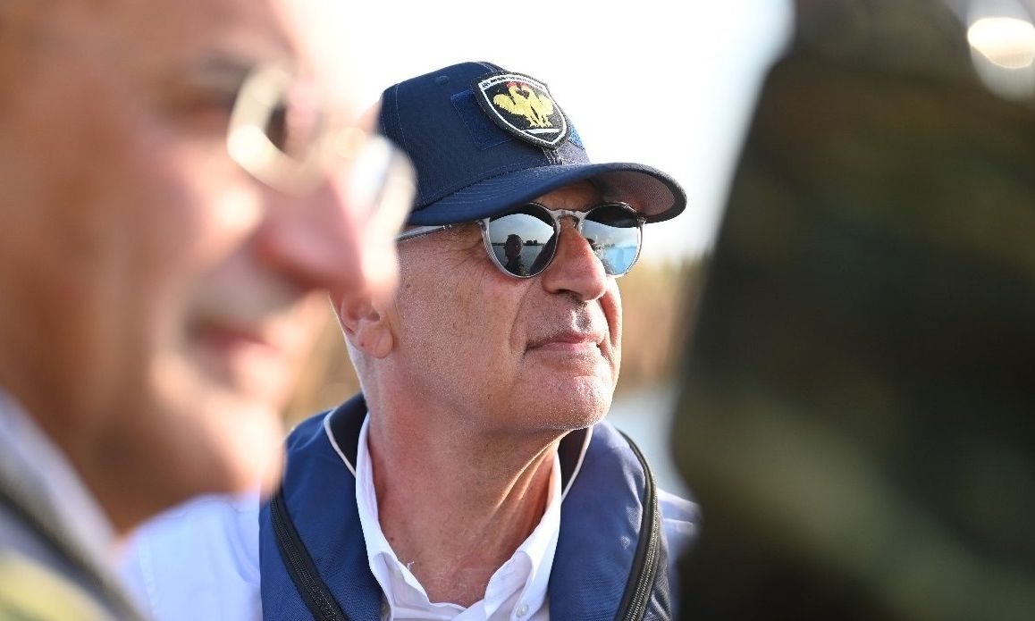 Πλεύση Δένδια στο Δέλτα του Έβρου με τους ακρίτες του Στρατού Ξηράς