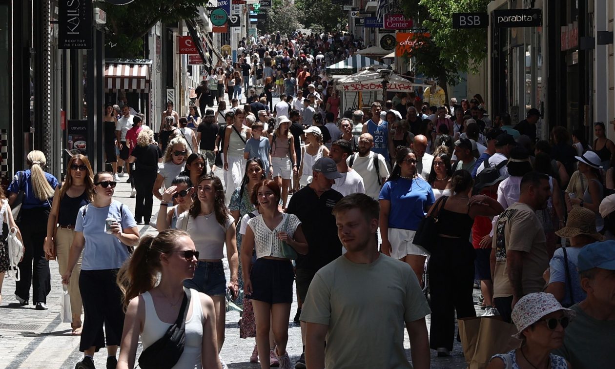 Πότε και πόσο θα αυξηθούν μισθοί και συντάξεις – Αυτά είναι τα μέτρα Μητσοτάκη στη ΔΕΘ