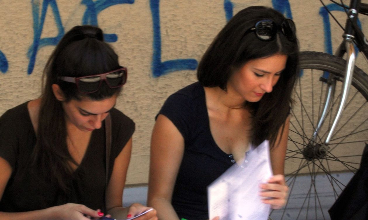 ΕΛΣΤΑΤ: Υποχώρηση της ανεργίας κάτω από το 10%