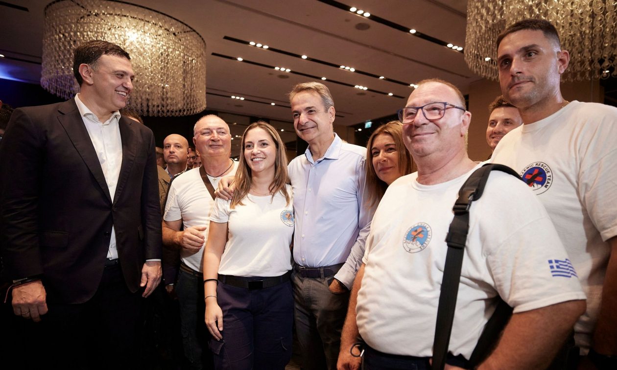 Κικίλιας: «Οι πυροσβέστες φέτος δεν ήταν μόνοι τους»