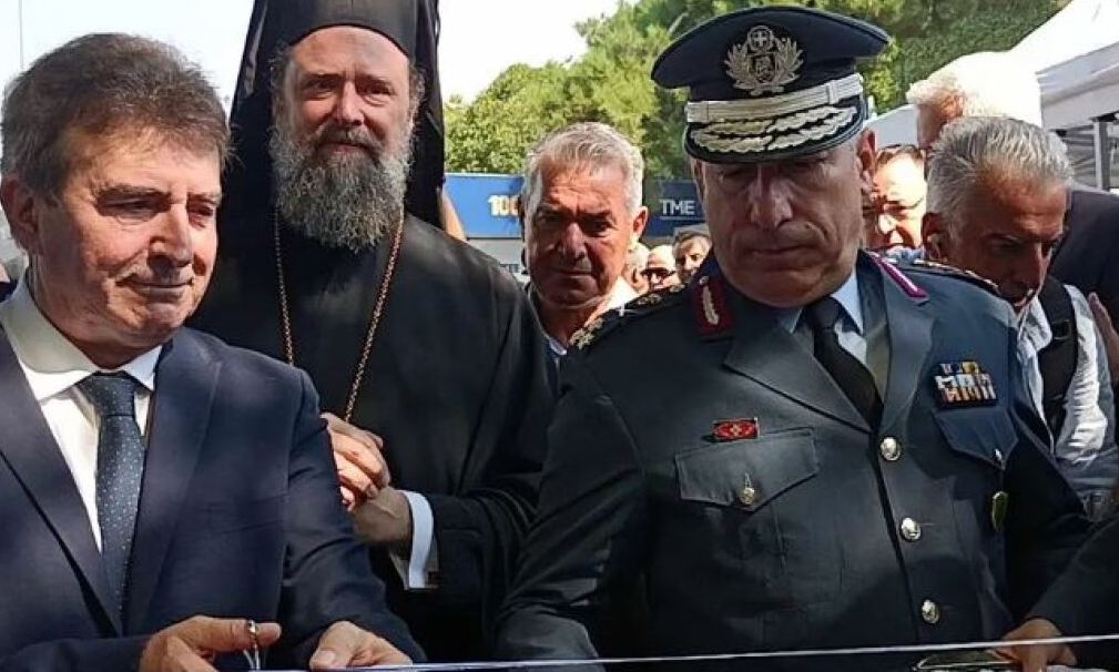 Χρυσοχοΐδης από ΔΕΘ: Θέτουμε σε εφαρμογή panic button για ανήλικους