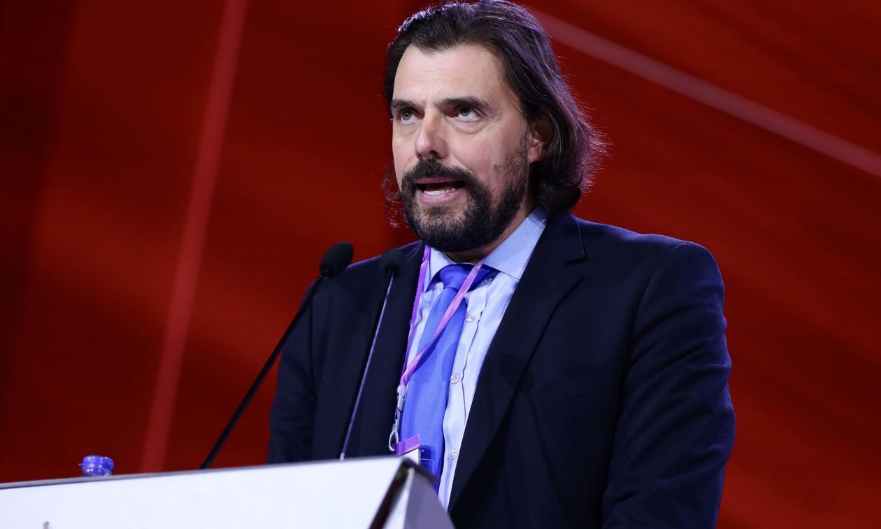 Πέτρος Παππάς: Καραγκιοζιλίκια να ψηφίζουν οι μισοί στην κάλπη και οι άλλοι μέσω τηλεφώνου