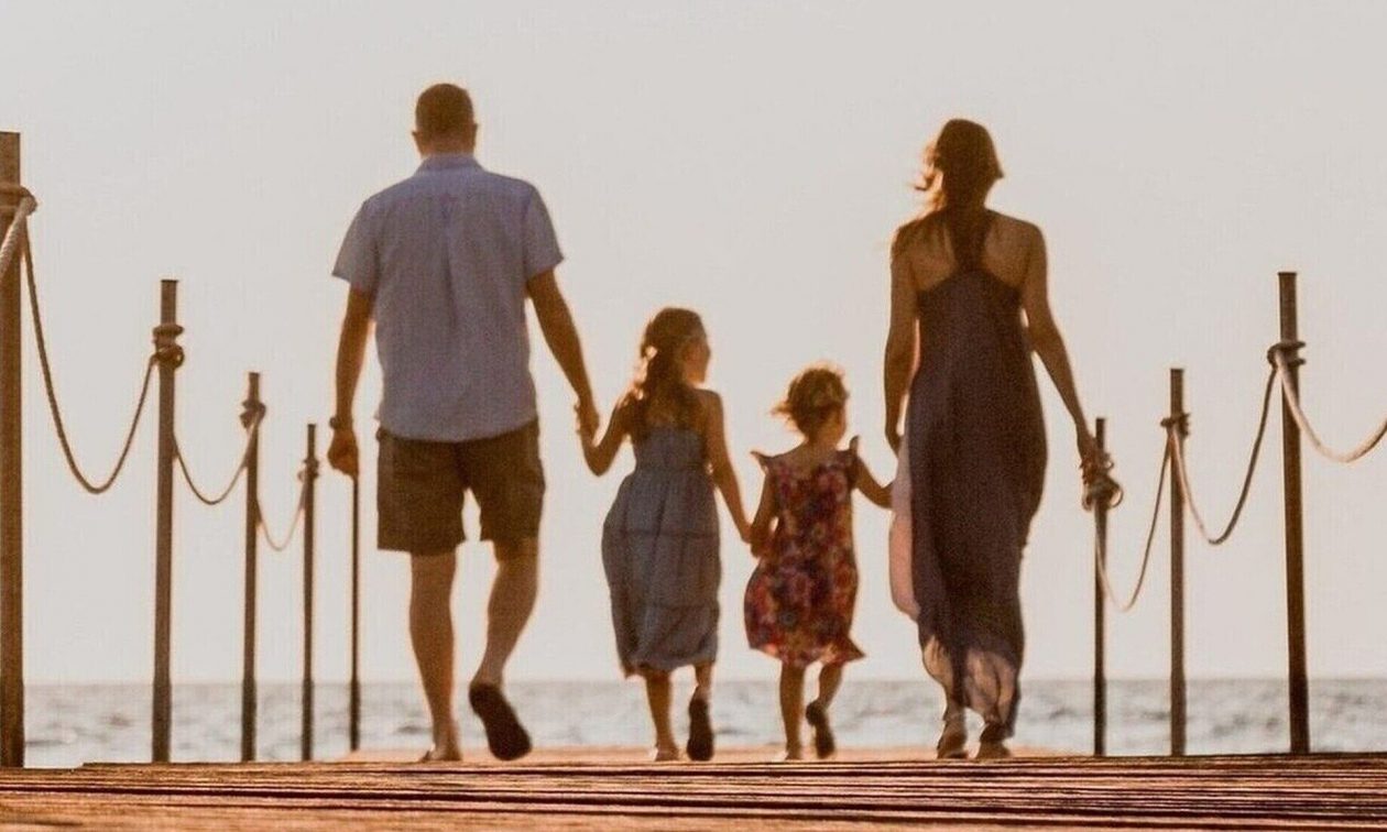 Επιδόματα ΟΠΕΚΑ: Έρχονται στοχευμένες αυξήσεις – Πιο αυστηρά τα κριτήρια