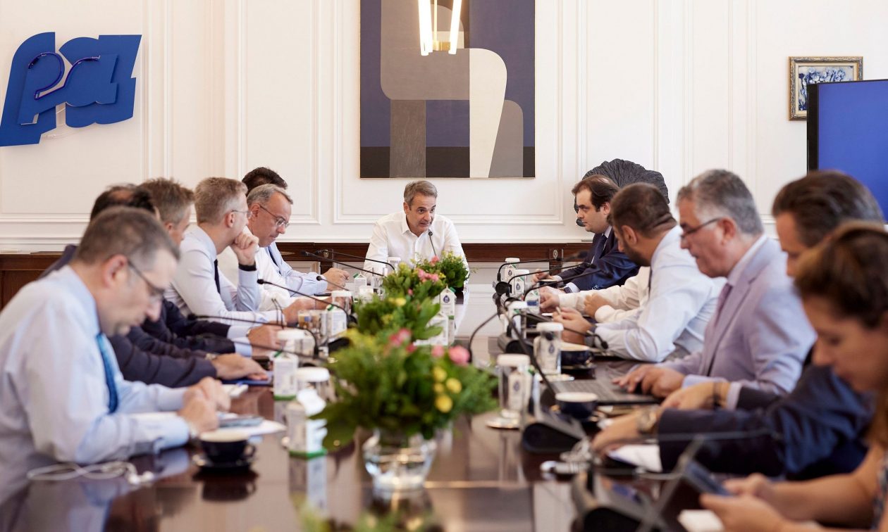 Το 2025 ξεκινούν οι εργασίες για την ανακαίνιση σχολείων – Έμφαση στην αναβάθμιση μπάνιων, γηπέδων