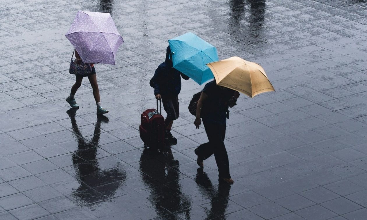 Νέα μελέτη: Πόλεις δέχονται περισσότερη βροχή από τα αγροτικά προάστια