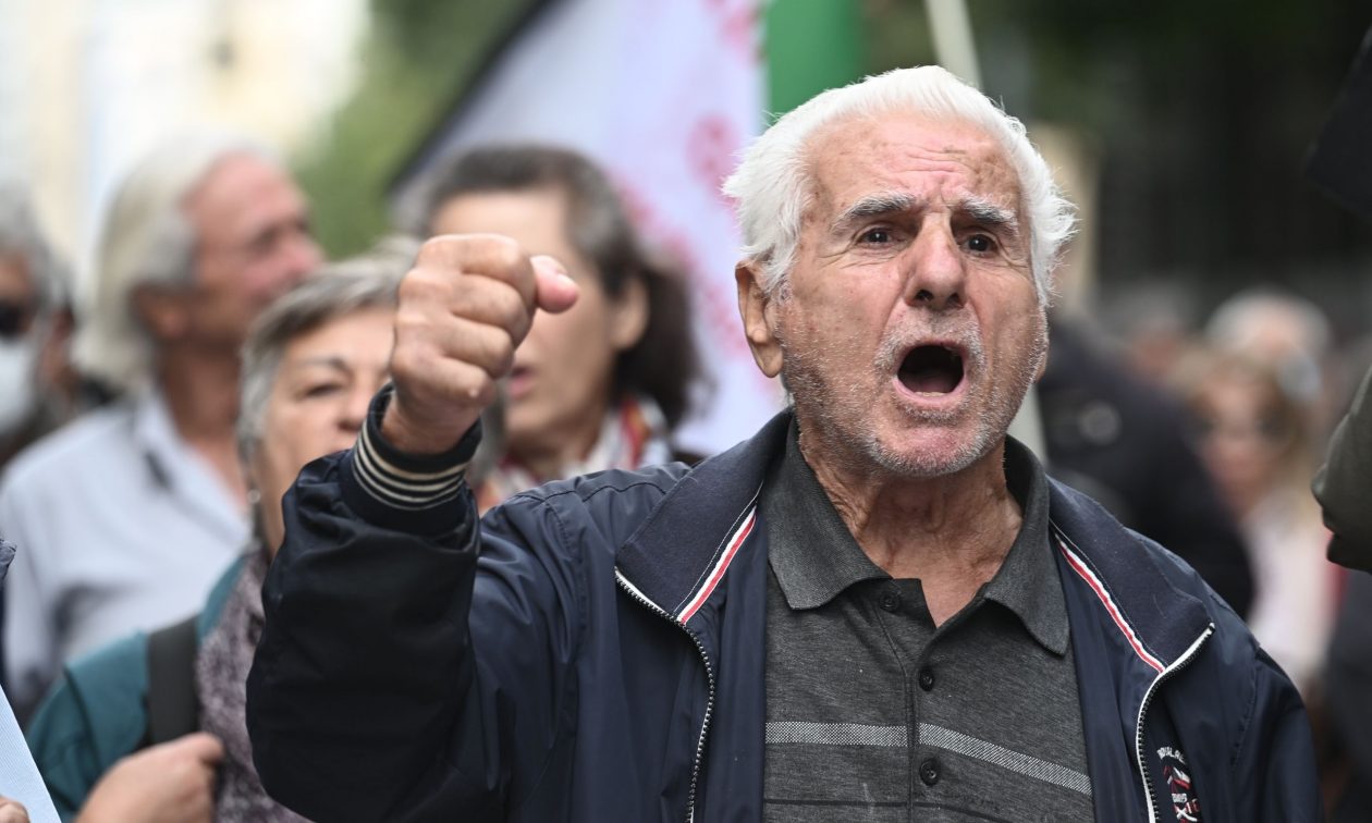 Συντάξεις: Αναδρομικές αποδοχές για έξι κατηγορίες δικαιούχων – Δείτε τα ποσά