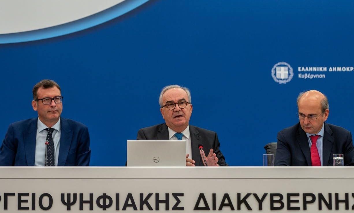 Αύξηση των δημοσίων επενδύσεων κατά 900 εκατ. ευρώ με έσοδα από ανάπτυξη και μείωση φοροδιαφυγής