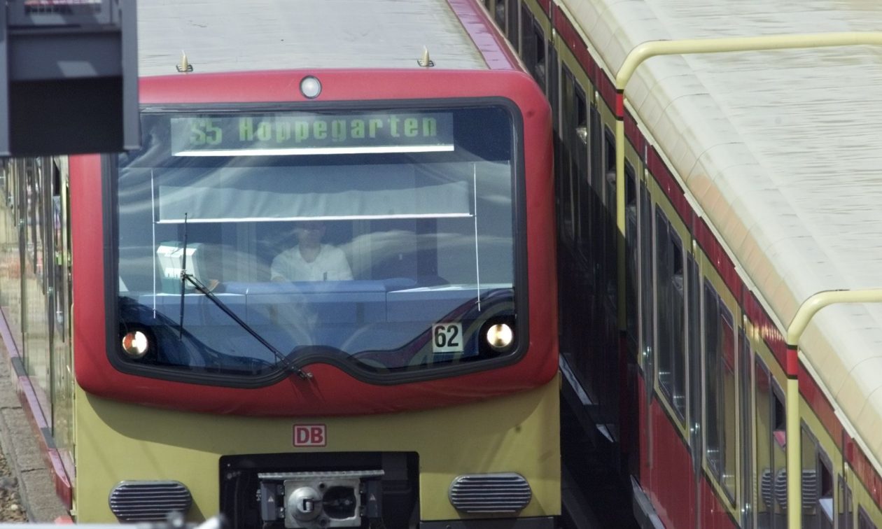 Γερμανία: Μην ζητάτε εισιτήρια στο τρένο από μετανάστες που φαίνονται επικίνδυνοι