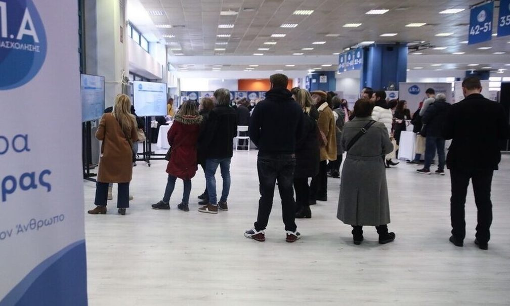 Συντάξεις Οκτωβρίου, επιδόματα, εφάπαξ Πότε θα πάνε ταμείο – Οι οριστικές ημερομηνίες πληρωμής