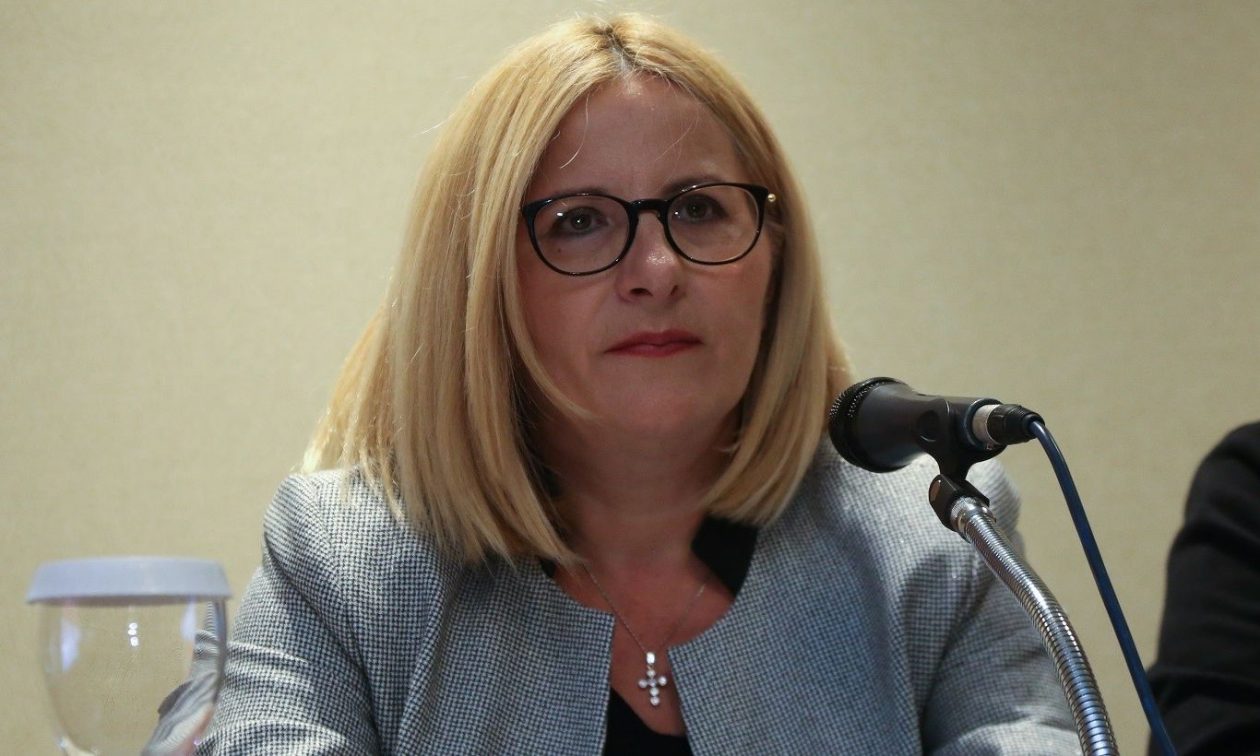 «Βολές» Καρούκλια κατά Κασσελάκη: «Να γίνει διάφανος – Να φέρει το πόθεν έσχες»