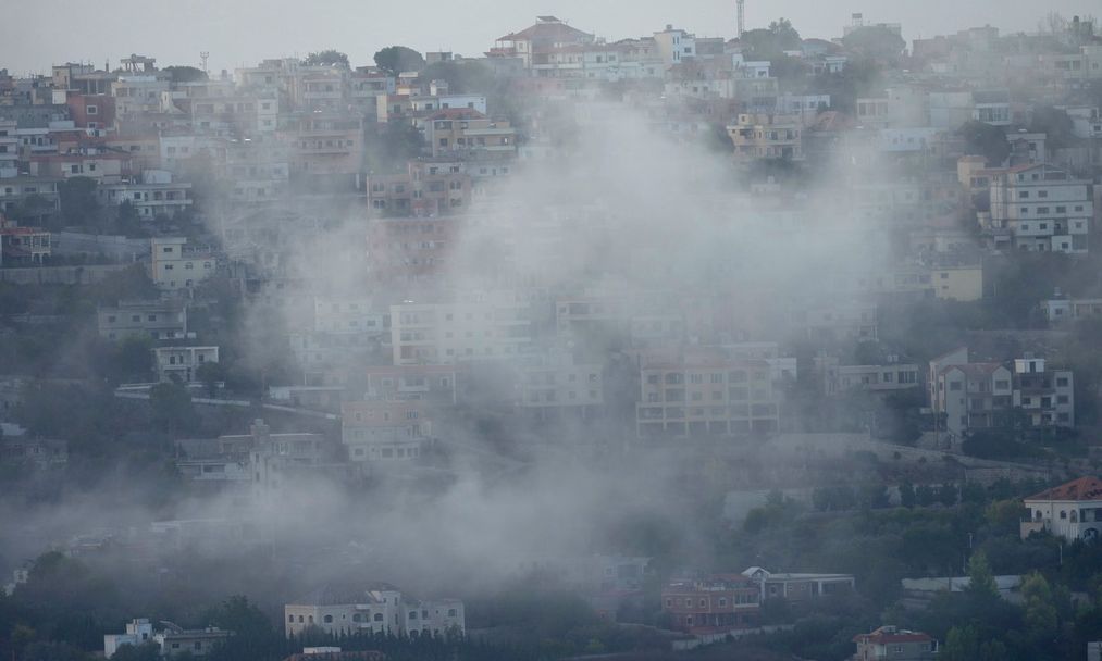 Iσραήλ: Σφυροκοπάει τον Λίβανο – «Η Χεζμπολάχ θέτει σε κίνδυνο εσάς και τις οικογένειές σας»