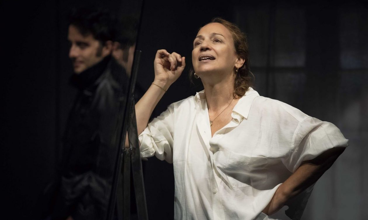 Θέατρο Τέχνης: Ο βραβευμένος Antonio Latella σκηνοθετεί τον «Γυάλινο κόσμο»