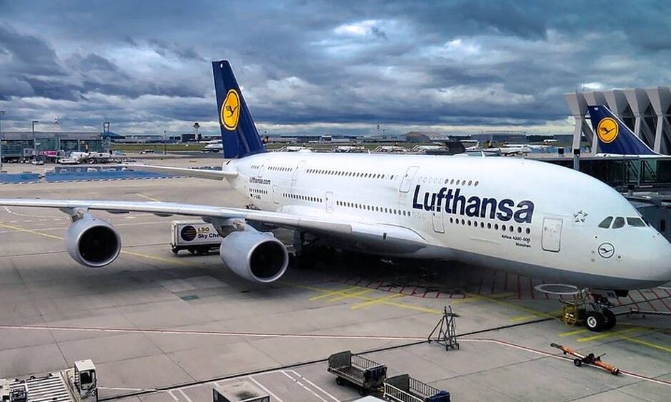 Γερμανία: Ο όμιλος Lufthansa αναστέλλει τις πτήσεις από και προς Τελ Αβίβ και Τεχεράνη