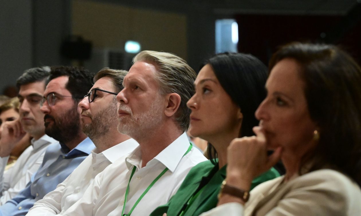 Ευθεία επίθεση Γερουλάνου σε Διαμαντοπούλου: Δεν μείναμε στο ΠΑΣΟΚ για να διαπραγματευτούμε καρέκλες