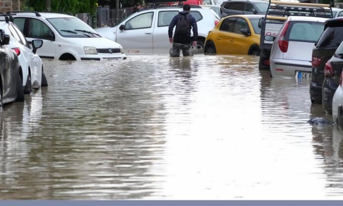 1586453-2f4ac137-floods.jpg