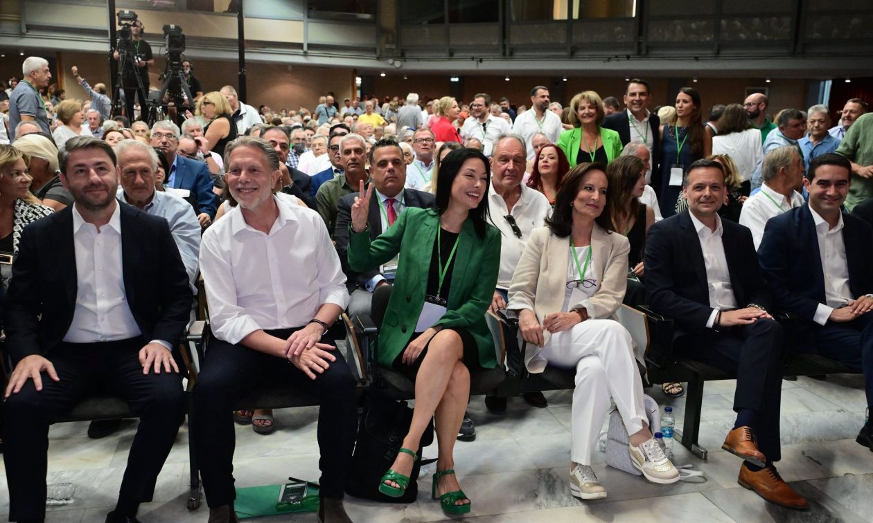 LIVE BLOG: Το debate των υποψηφίων προέδρων του ΠΑΣΟΚ