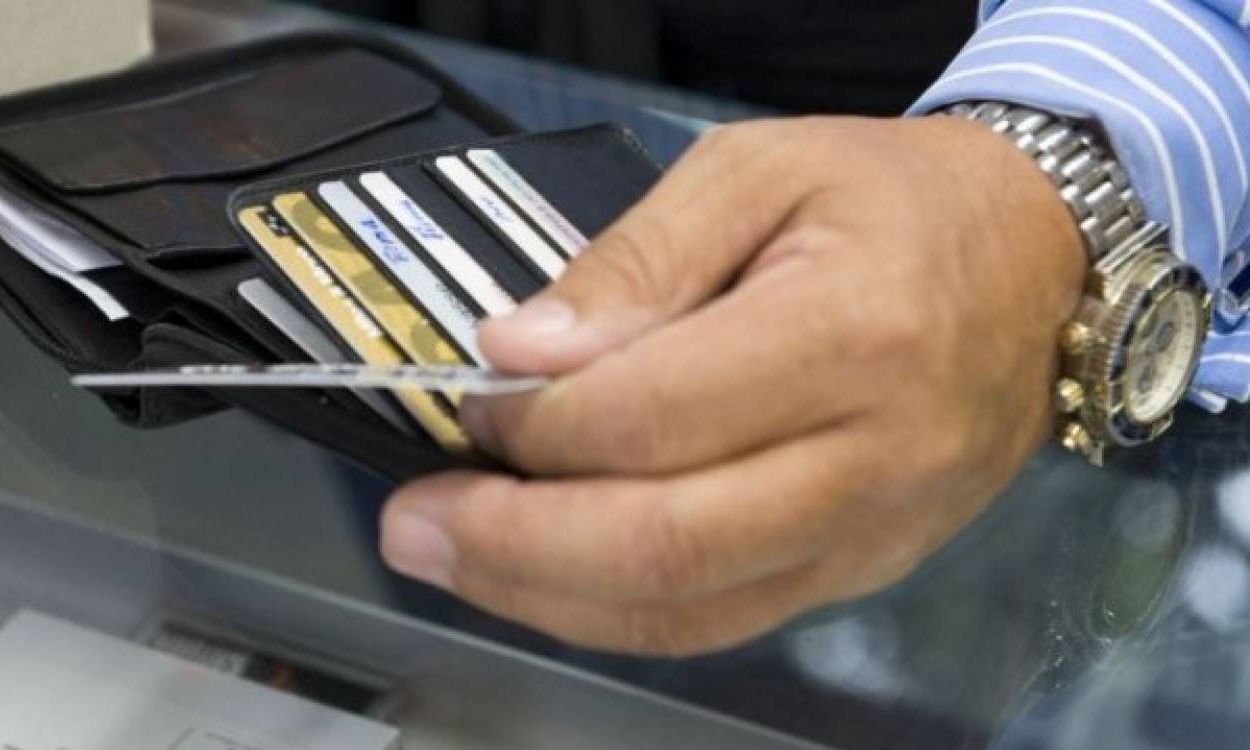 Άφαντοι 920.000 οφειλέτες με χρέη 25 δισεκατομμύρια ευρώ