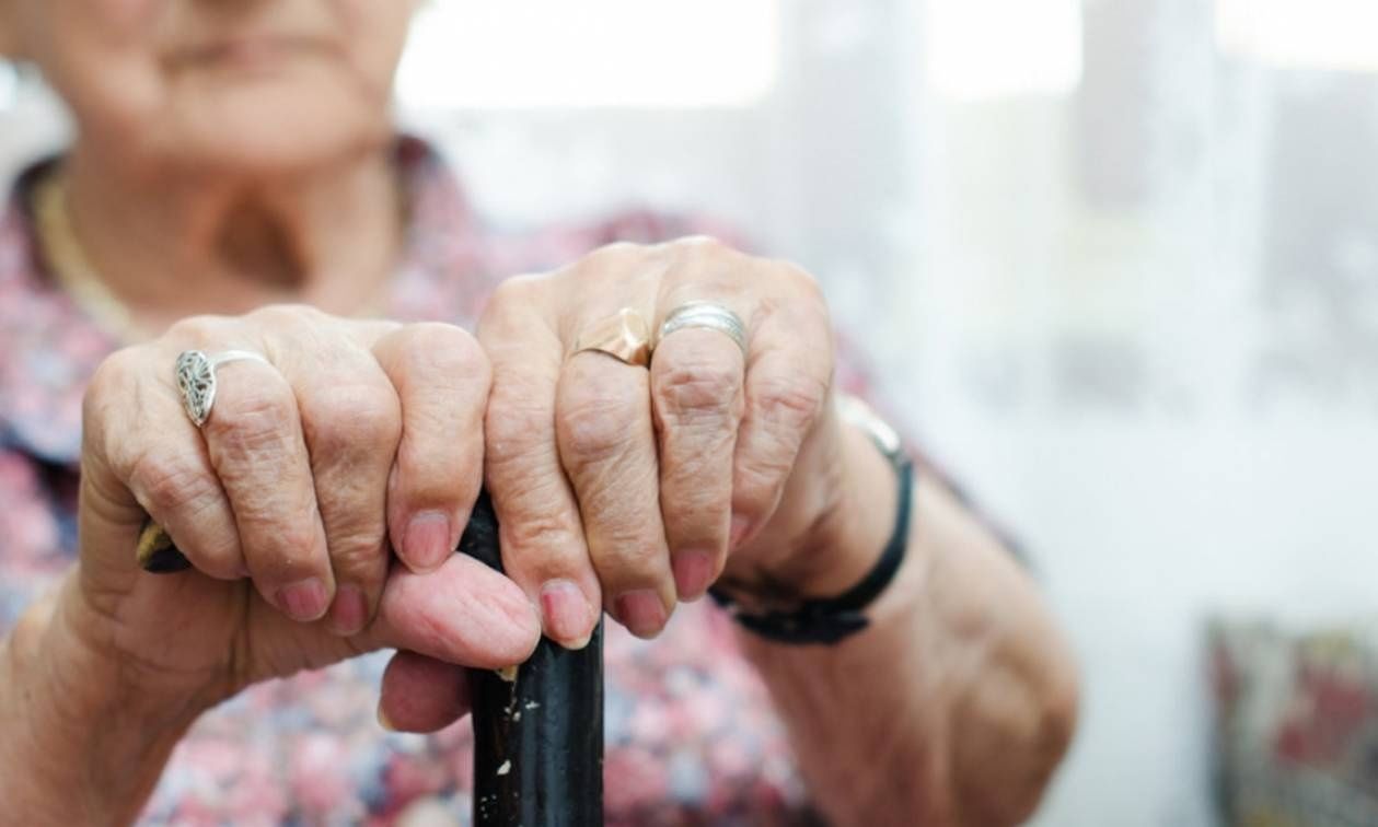 Σύνταξη αναπηρίας: Τέλος στο δίλημμα «δουλειά ή στήριξη από το κράτος» – Τι θα ισχύσει