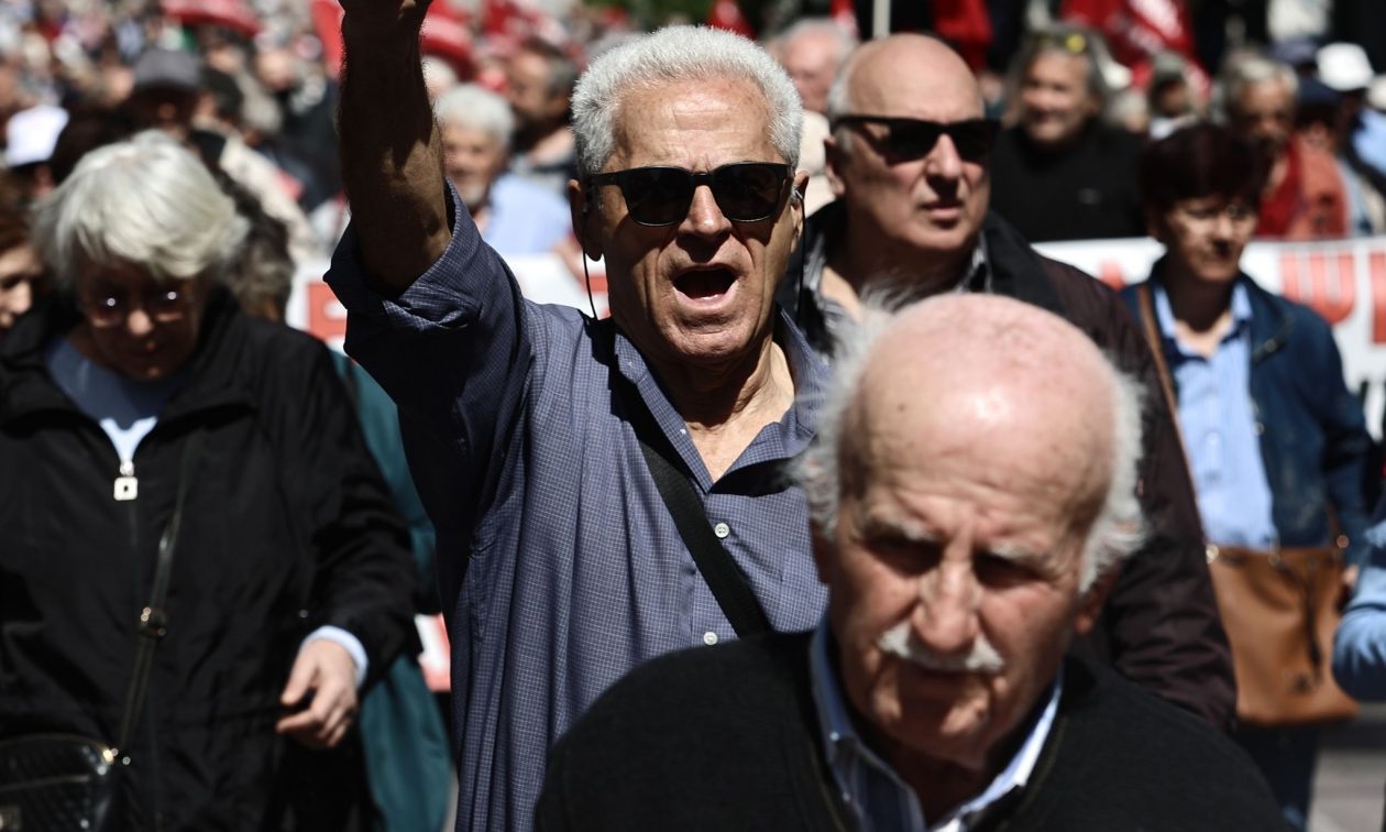 Αναδρομικά έως 16.000 ευρώ σε 850.000 συνταξιούχους – Τι αλλάζει