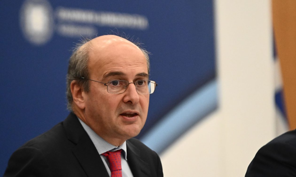 Δημοσιονομικό πλάνο 2025 – 2028: Προβλέψεις για σταθερή αύξηση του ΑΕΠ και μείωση του χρέους