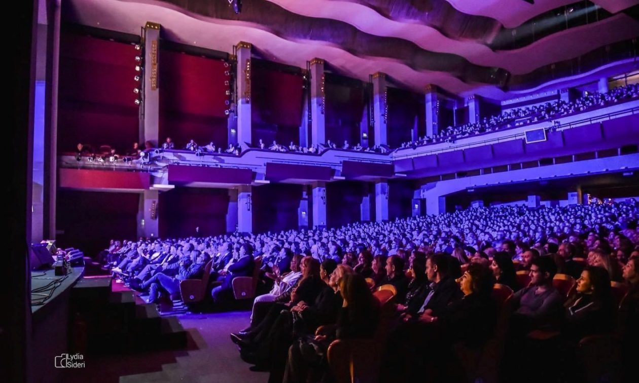 Θέατρο Παλλάς: Πλούσια και πρωτότυπα θεάματα έρχονται στη νέα σεζόν